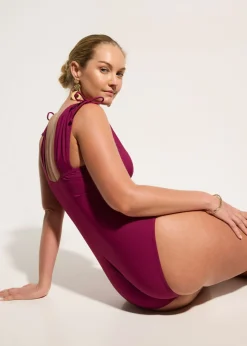 Hot Bañador con ligero efecto moldeador y tirantes anchos Mujer Vestidos Moldeadores|Bañadores