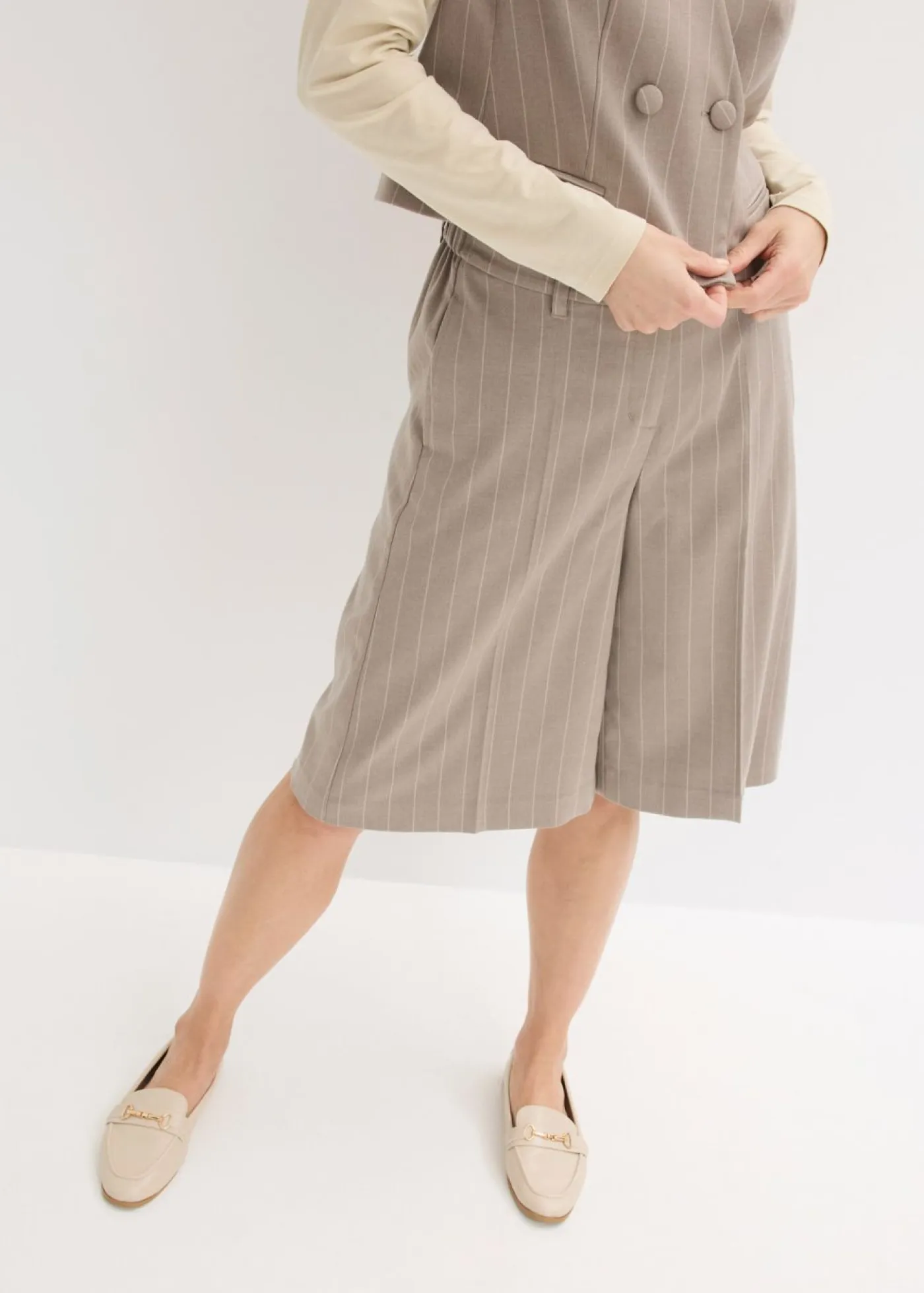 Best Bermudas de raya diplomática con pinzas Mujer Shorts|Pantalones