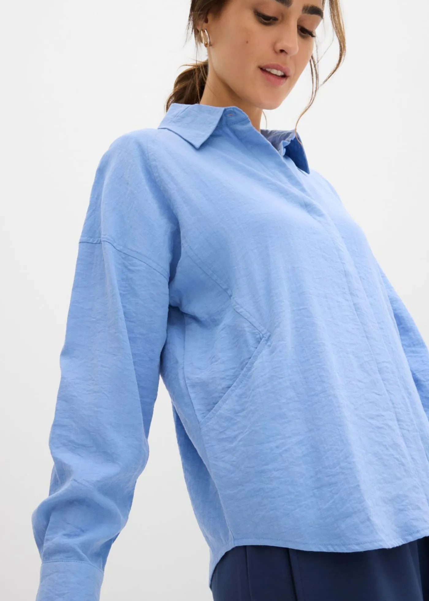 Online Blusa de mezcla de viscosa con bolsillos Mujer Camisas Y Blusas