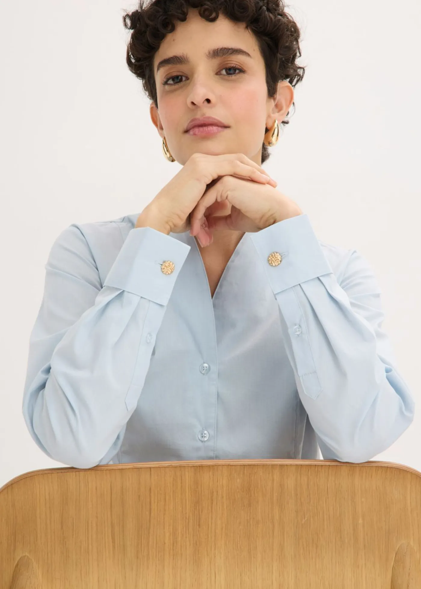 Blusa elástica de popelín con cuello chimenea y ligera transparencia Mujer Camisas Y Blusas
