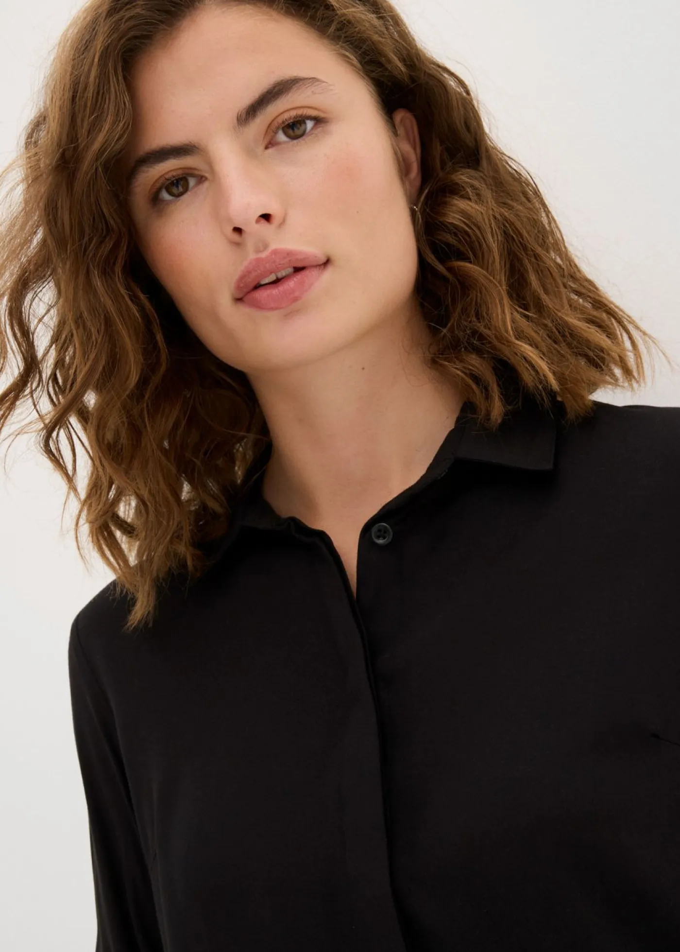 Online Blusa larga con abertura de viscosa fluida Mujer Camisas Y Blusas