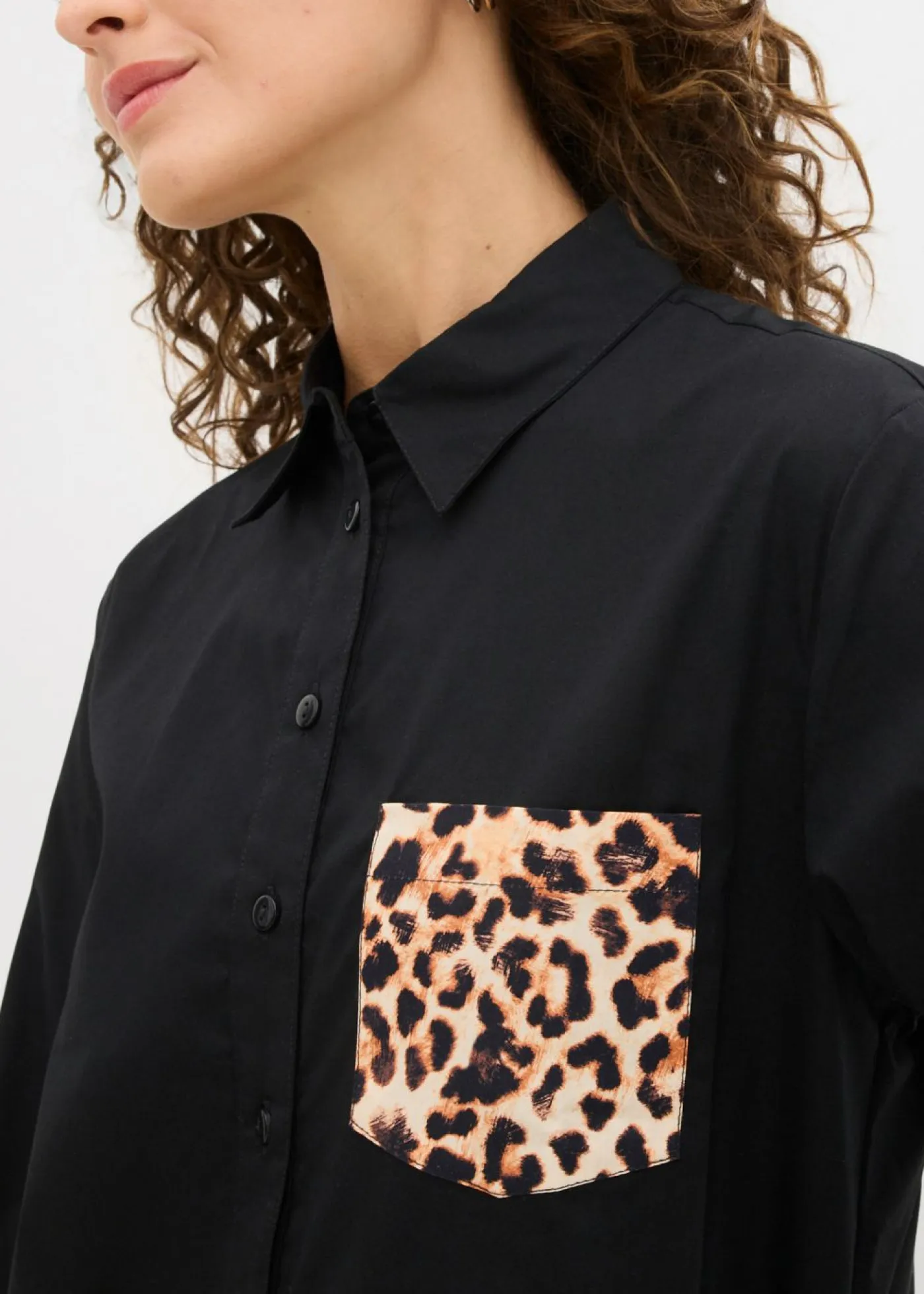 Outlet Camisa oversize con bolsillo en contraste Mujer Camisas Y Blusas