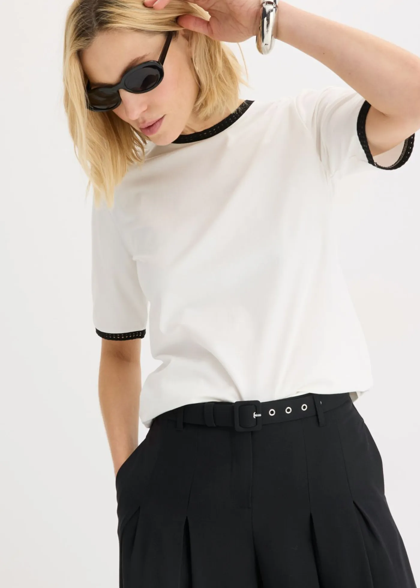 Sale Camiseta con ribete de encaje Mujer Camisetas|Novedades