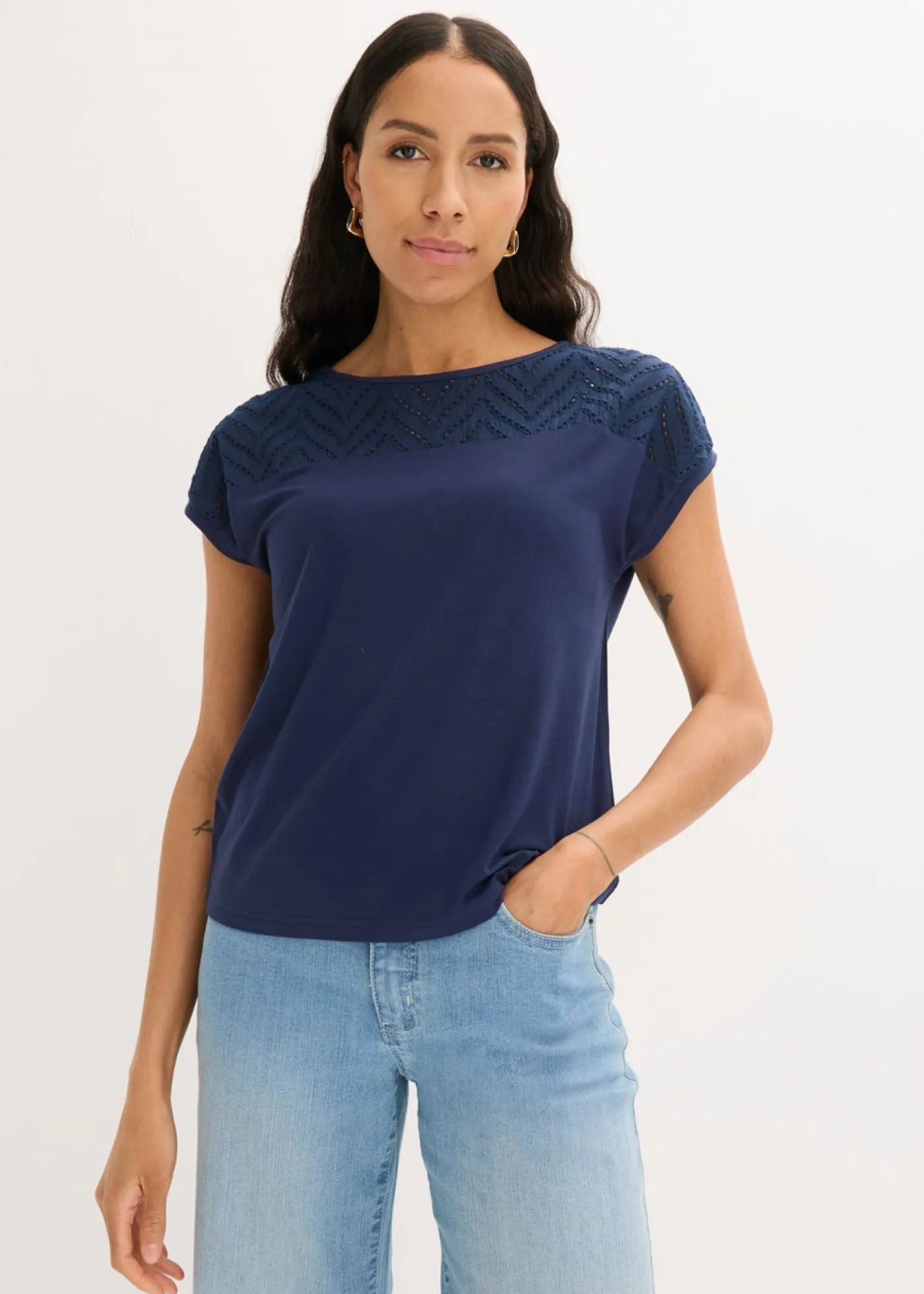 Best Camiseta de encaje de viscosa suave Mujer Camisetas|Novedades