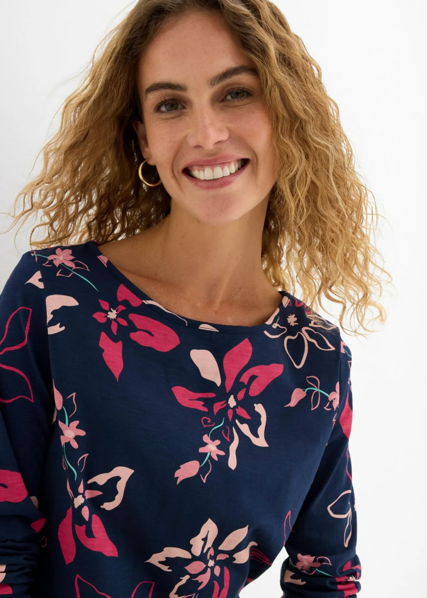 Online Camiseta de manga larga con estampado floral Mujer Camisetas