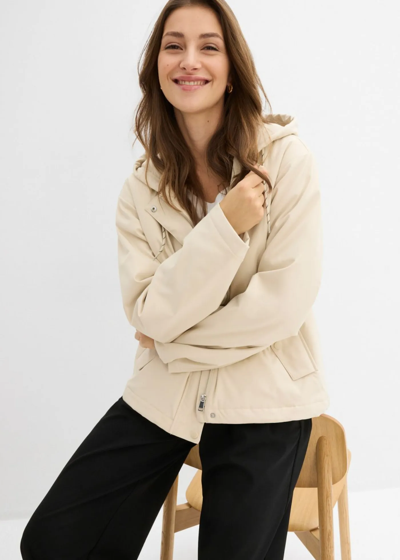 Chaqueta funcional ligeramente acolchada de material repelente al agua Mujer Chaquetas Y Abrigos|Novedades