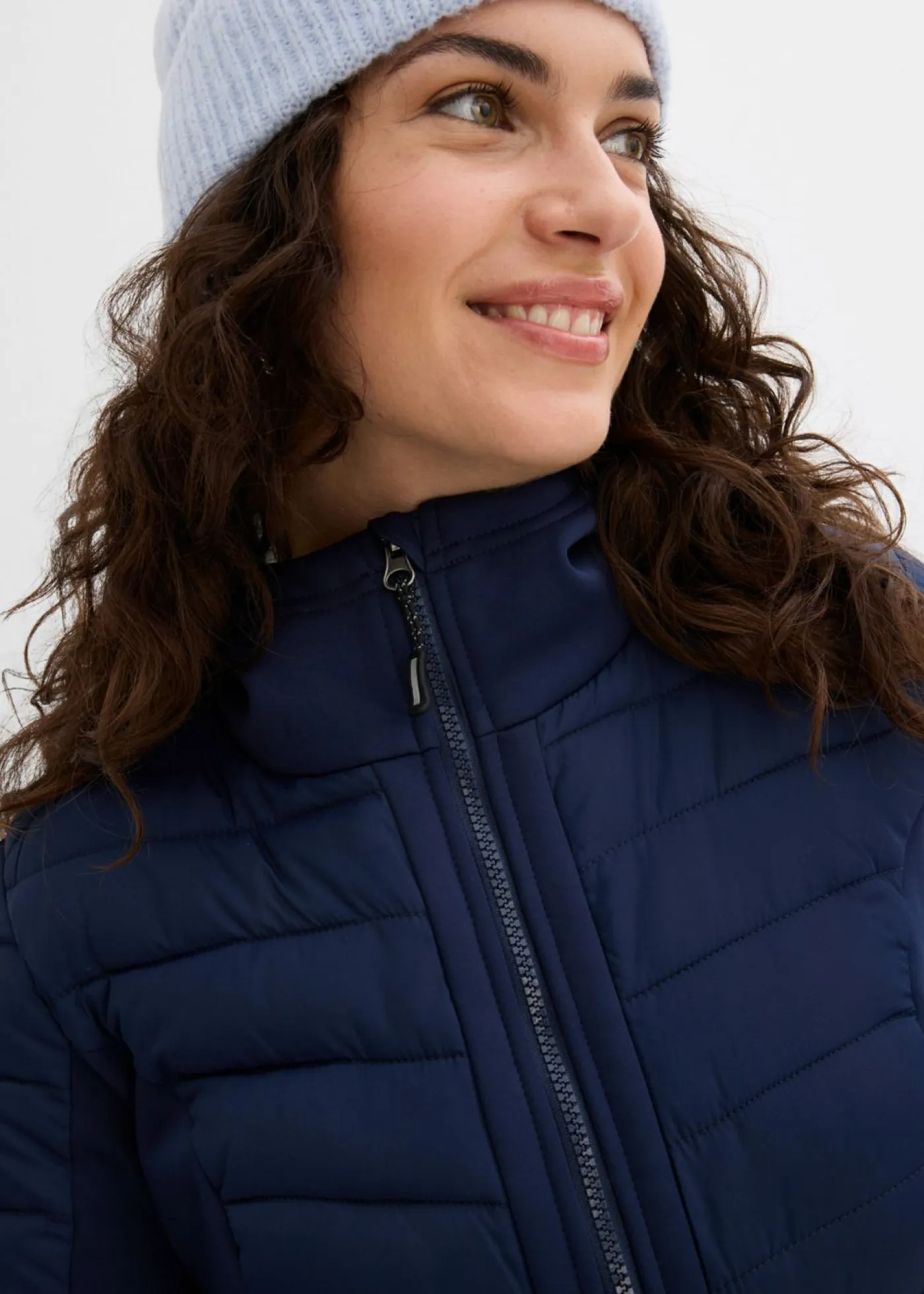 Best Chaqueta híbrida repelente al agua con inserciones acolchadas y de softshell Mujer Chaquetas Y Abrigos