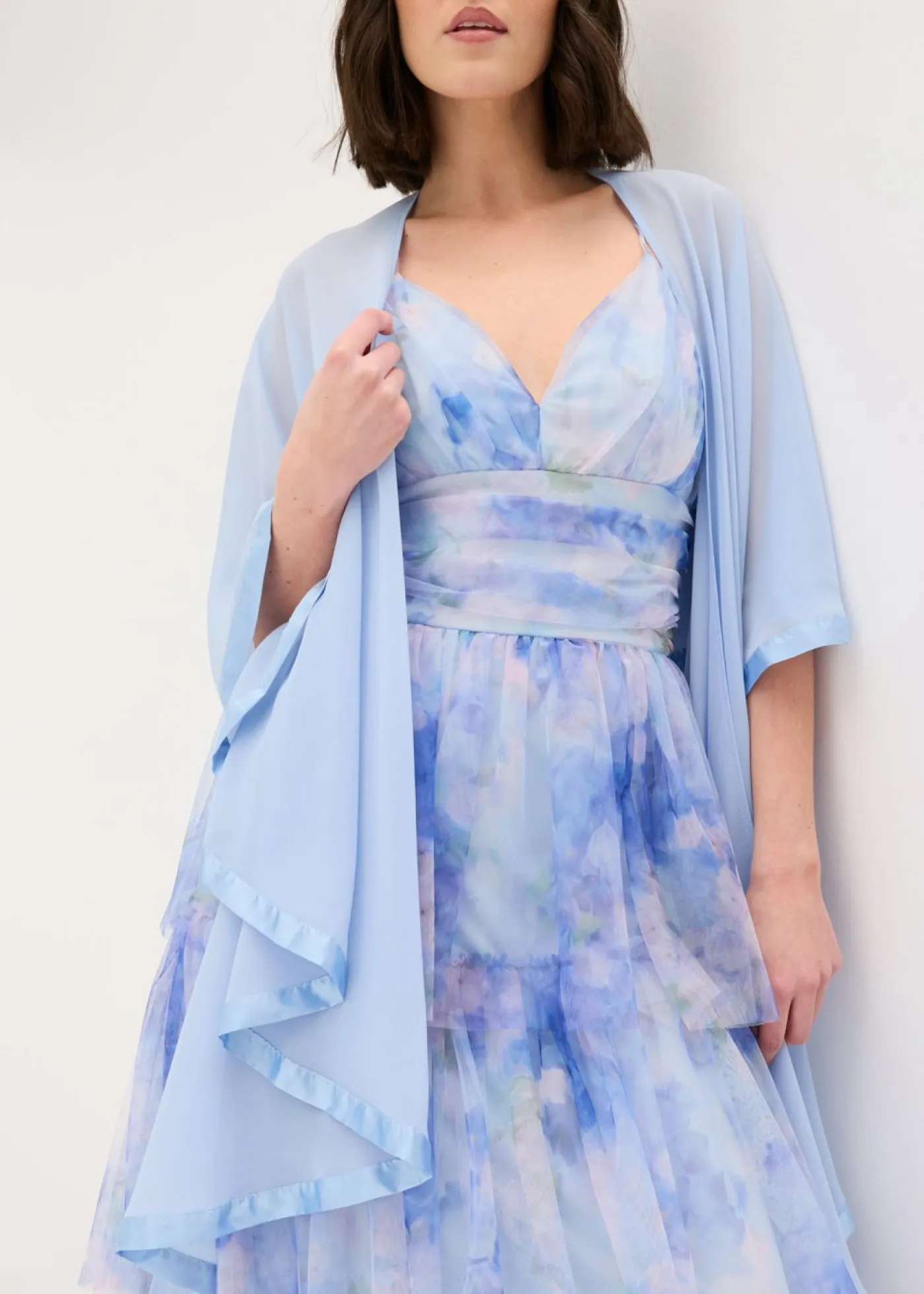 Sale Estola con un delicado detalle de satén Mujer Ponchos|Jerséis