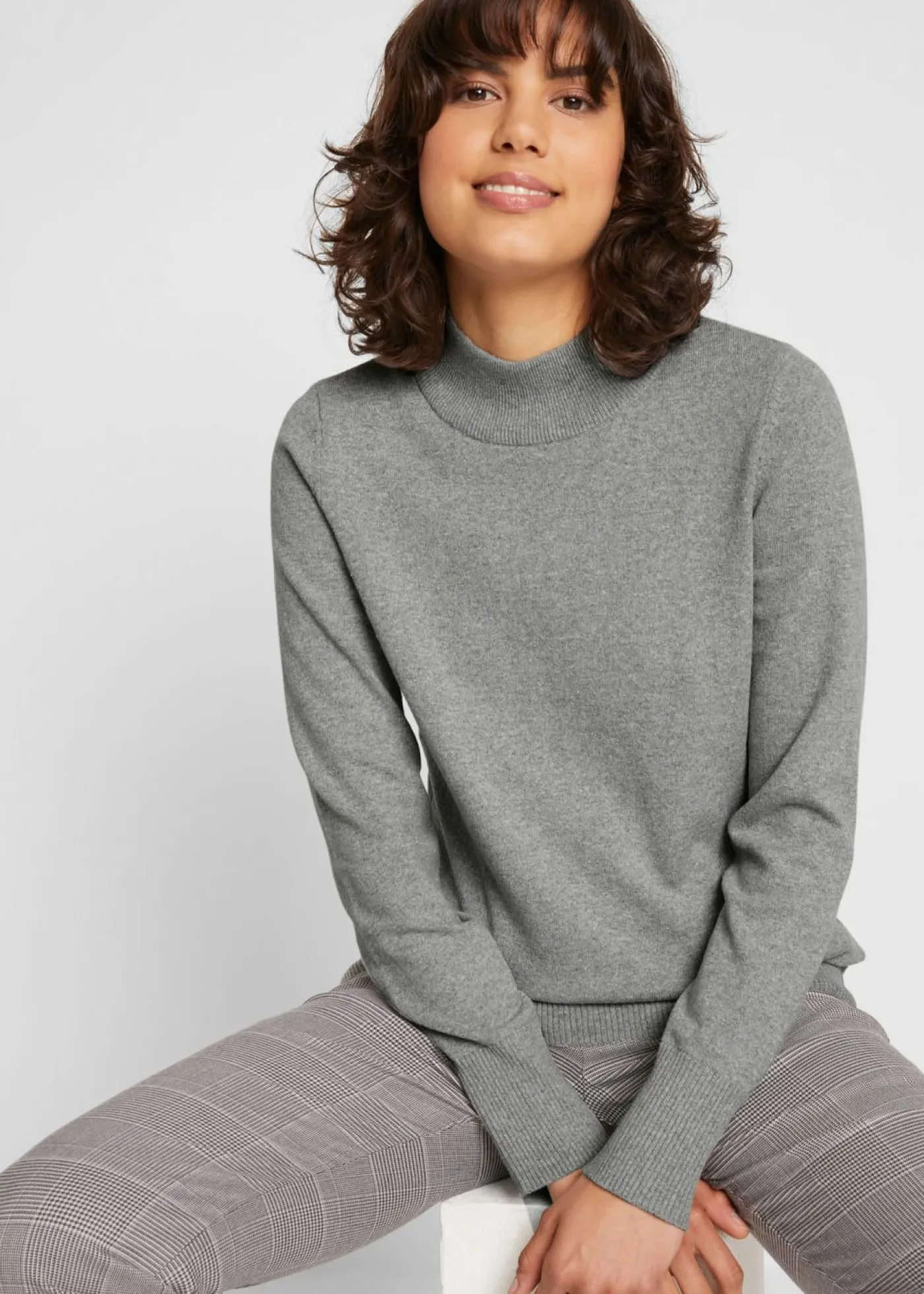 Clearance Jersey básico de punto fino con cuello alto y algodón reciclado Mujer Básicos|Jerséis