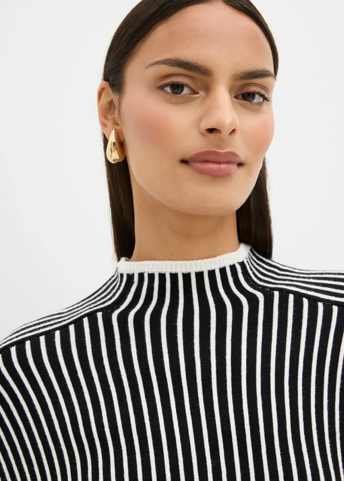 Jersey de mezcla de viscosa con cuello alto Mujer Esenciales|Jerséis