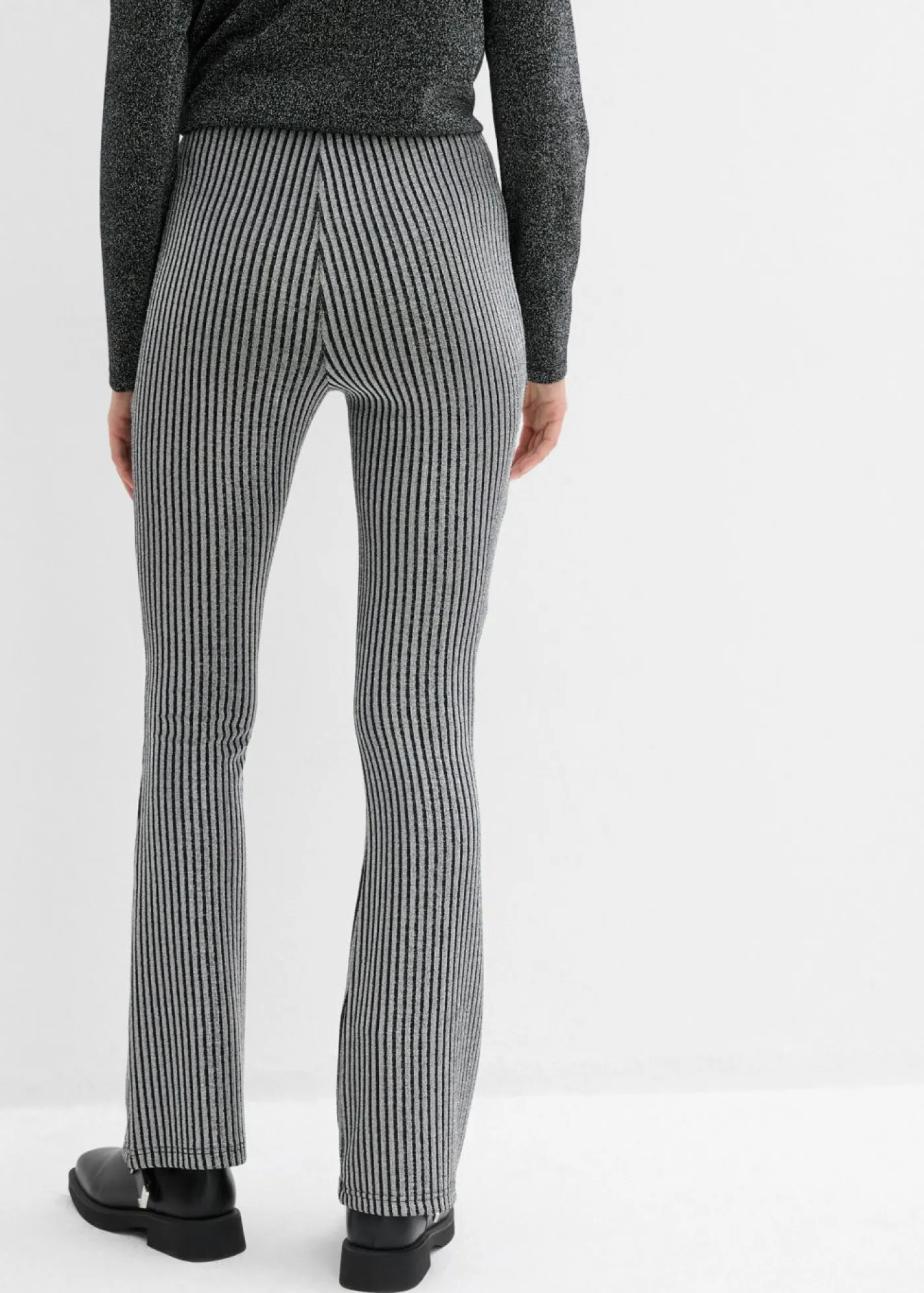 Leggings acampanados con hilo brillante Mujer Pantalones