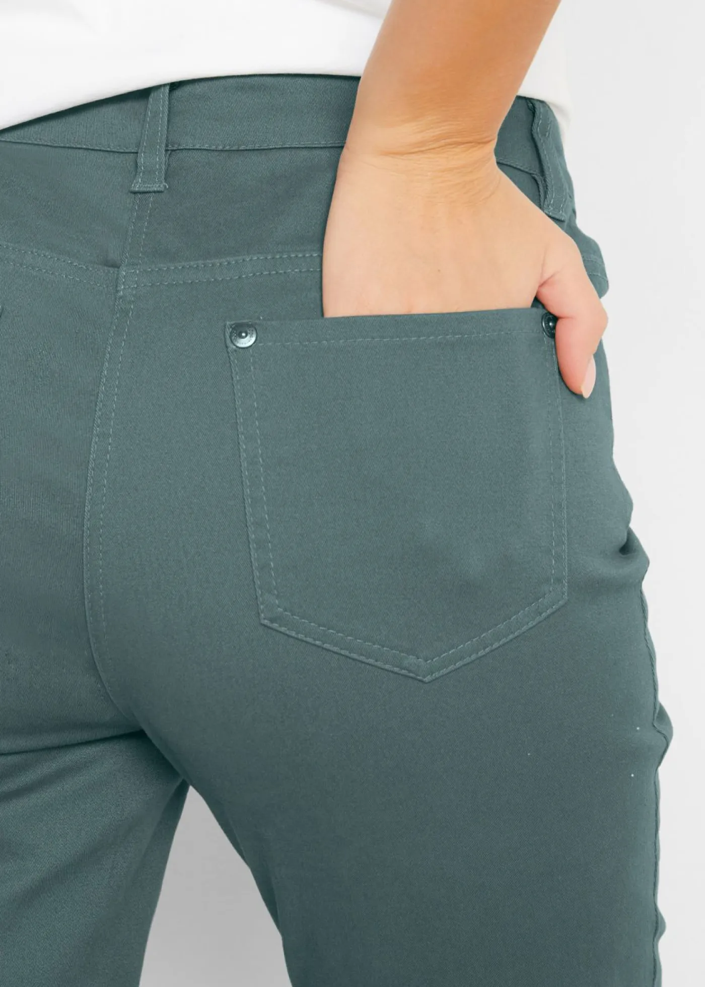 New Pantalón capri de tiro alto Mujer Pantalones|Novedades