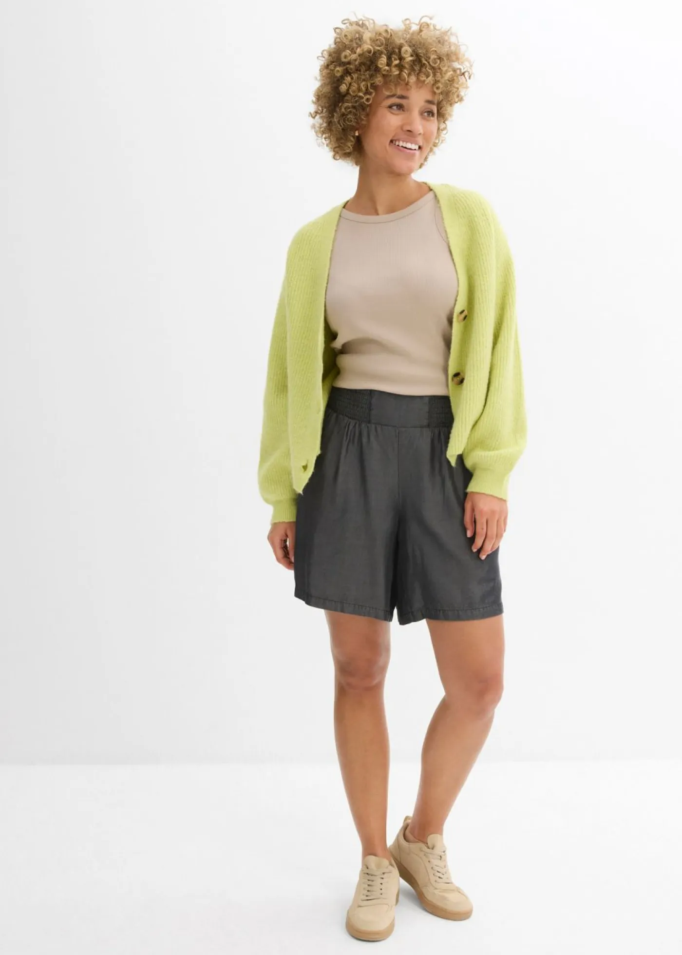 Outlet Pantalón corto sin cierre con nido de abeja Mujer Shorts|Pantalones