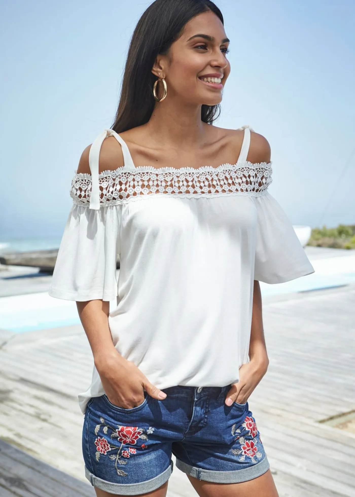 Best Pantalón corto vaquero con bordado Mujer Shorts|Vaqueros