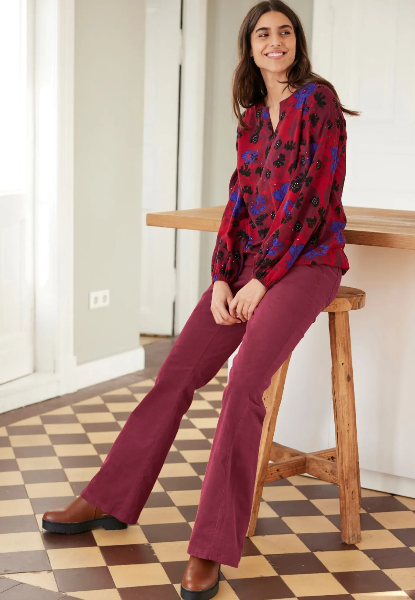 New Pantalón de pana elástico con cómoda cintura high waist Mujer Pantalones