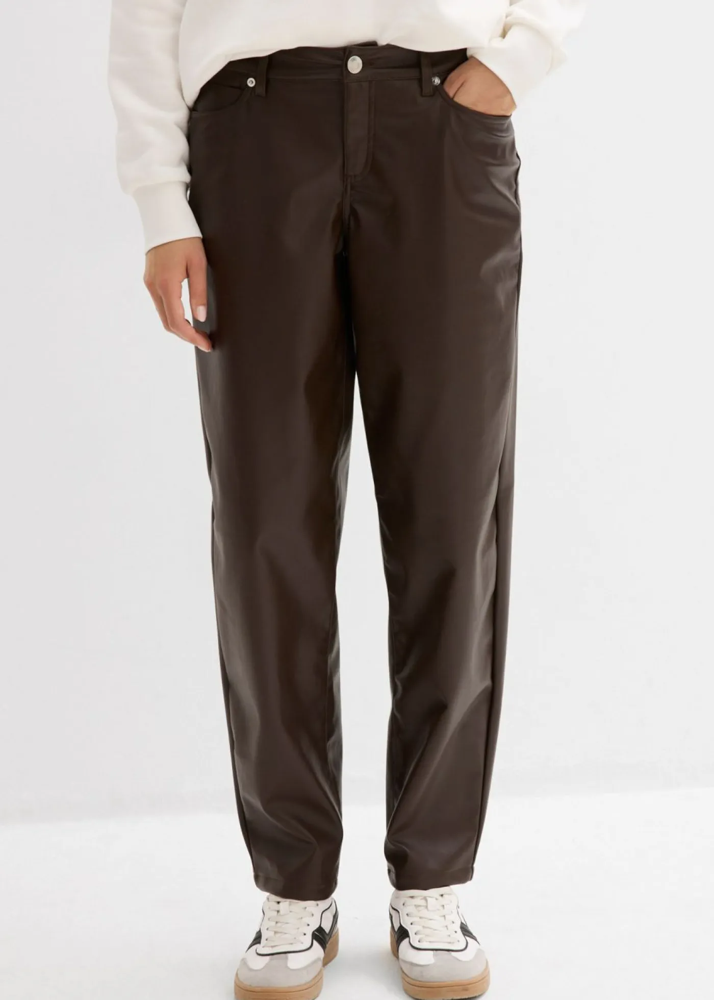 Discount Pantalón de piel sintético con corte barrel y talle medio Mujer Pantalones