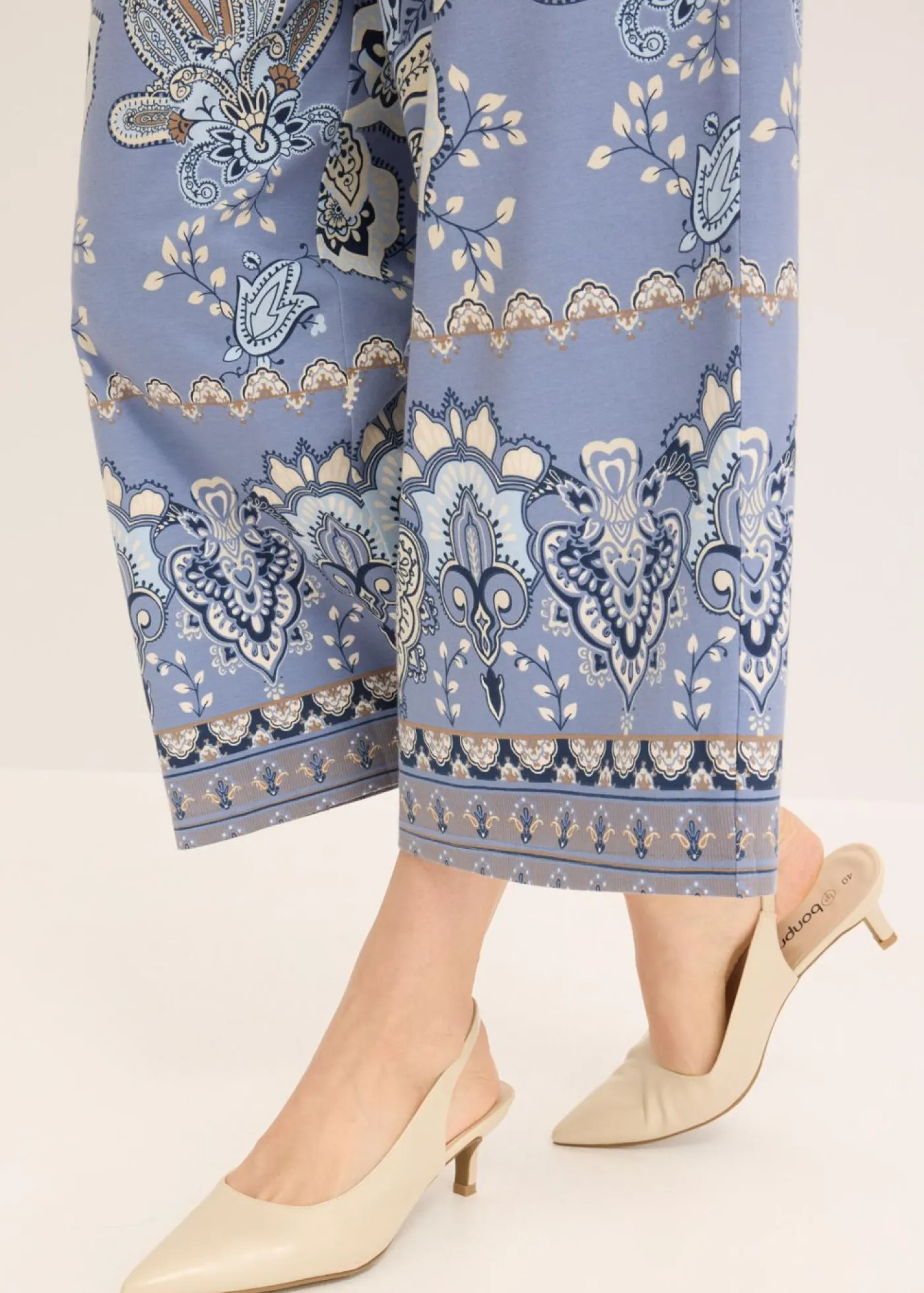 Outlet Pantalón de punto con estampado paisley Mujer Pantalones