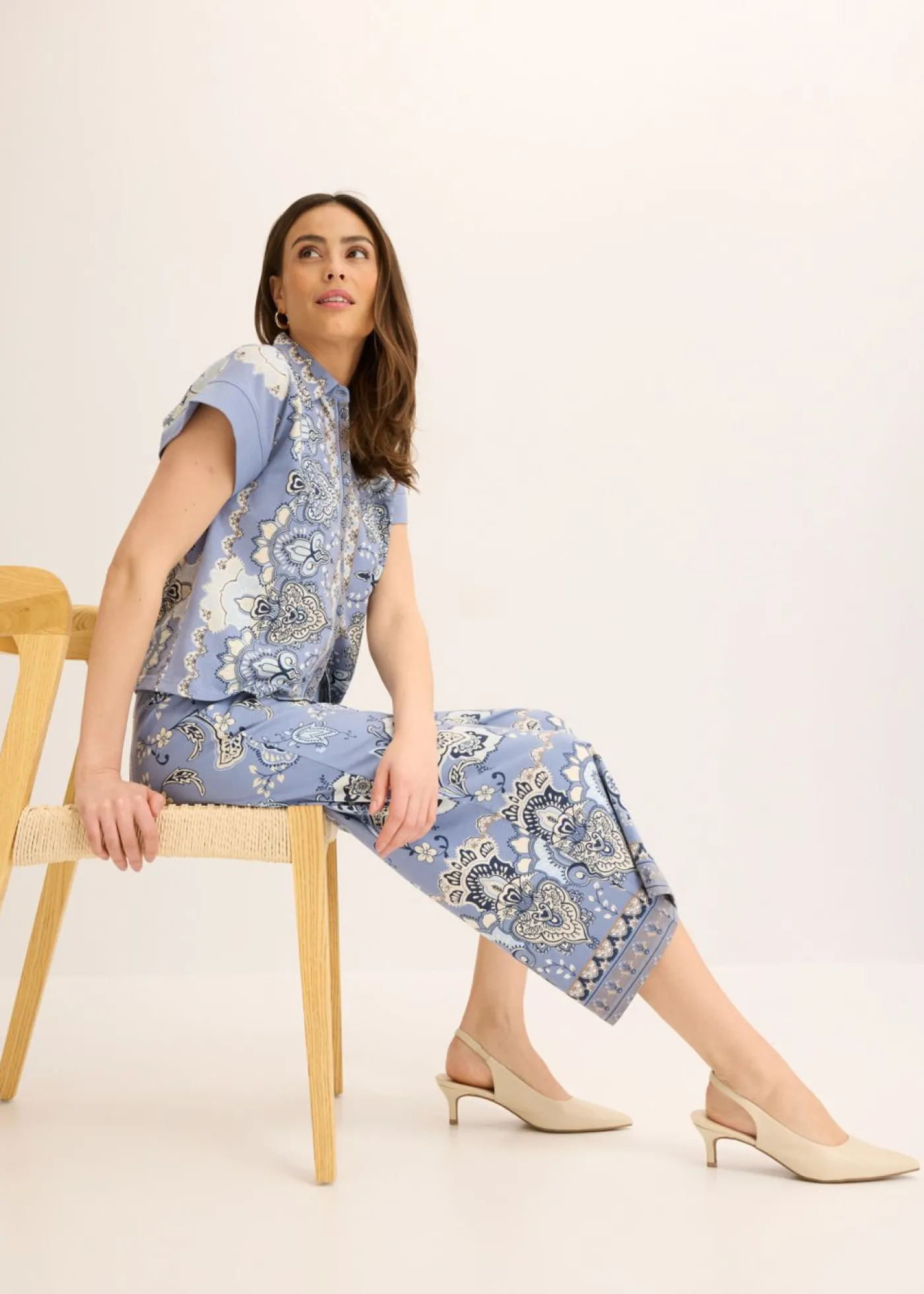 Outlet Pantalón de punto con estampado paisley Mujer Pantalones
