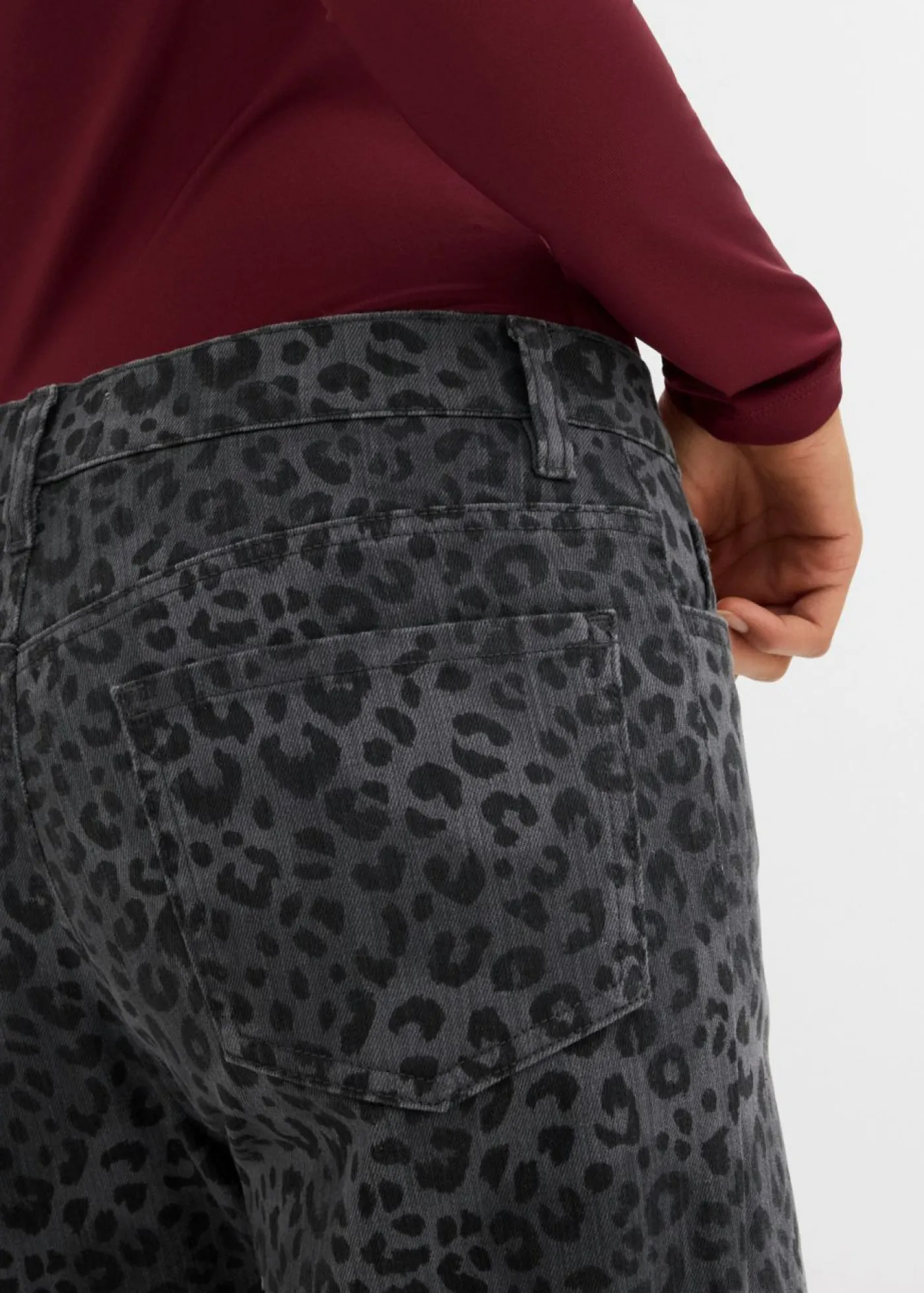 Best Pantalón de sarga con perneras anchas y estampado de leopardo Mujer Pantalones