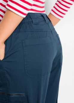 Pantalón tipo cargo de algodón, mid waist Mujer Pantalones