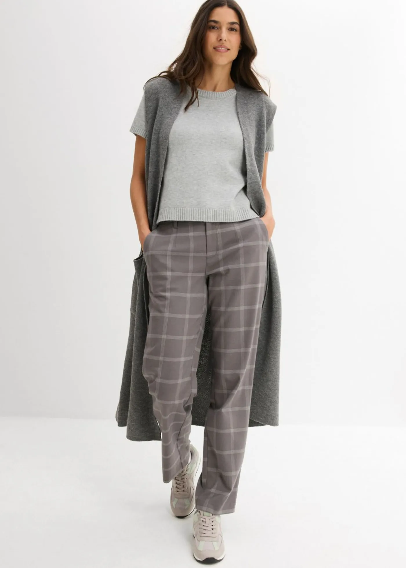 Discount Pantalón tipo chino de cuadros Mujer Pantalones