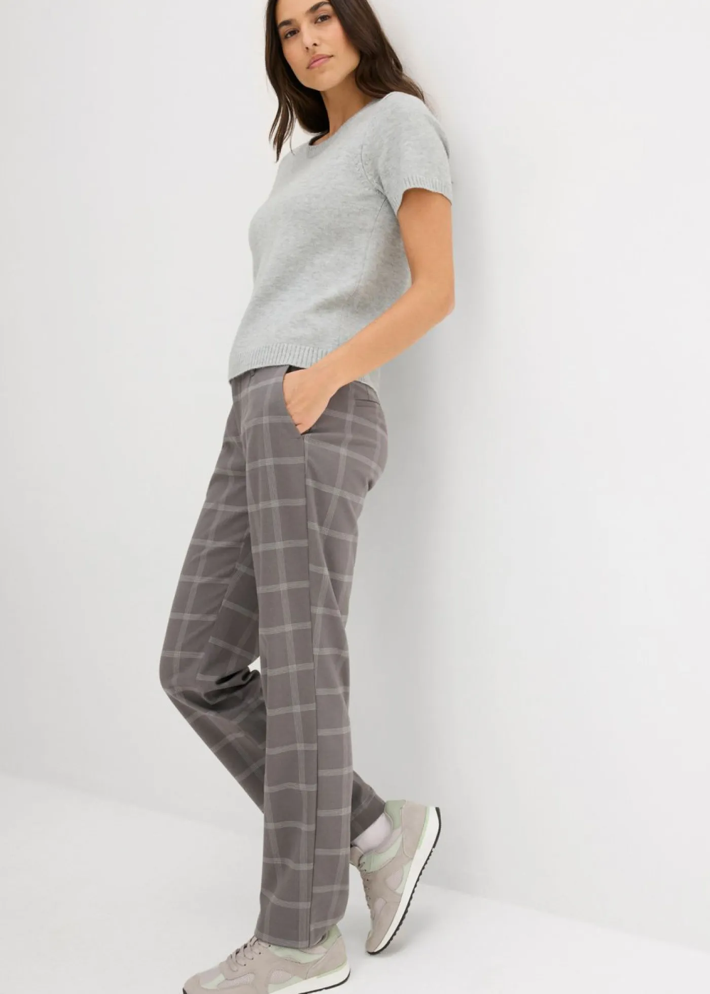 Discount Pantalón tipo chino de cuadros Mujer Pantalones