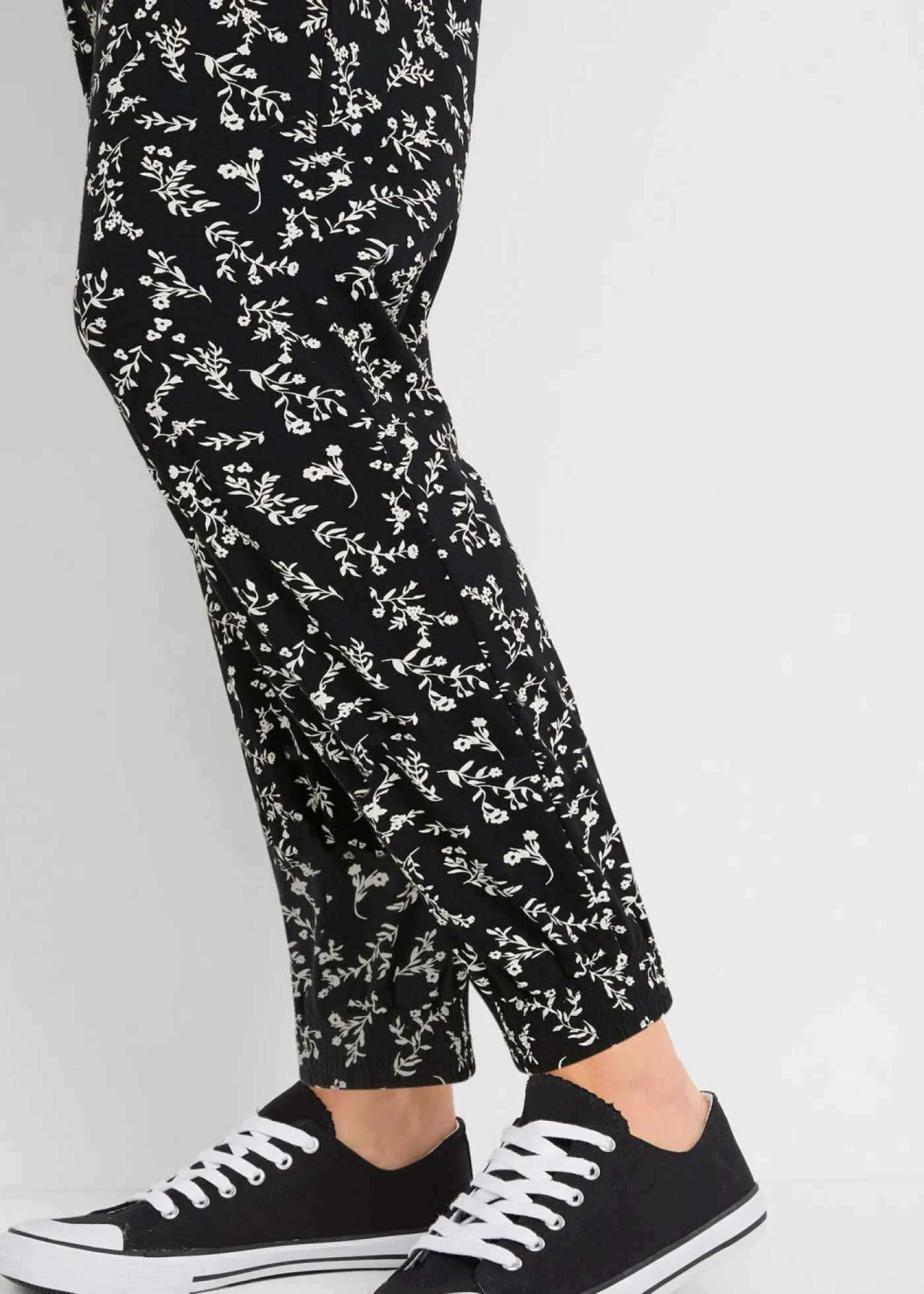 Pantalones premamá con estampado divertido, mezcla de viscosa, loose fit Mujer Premamá