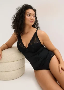 Sujetador tipo top con efecto moldeador medio y encaje Mujer Bodies