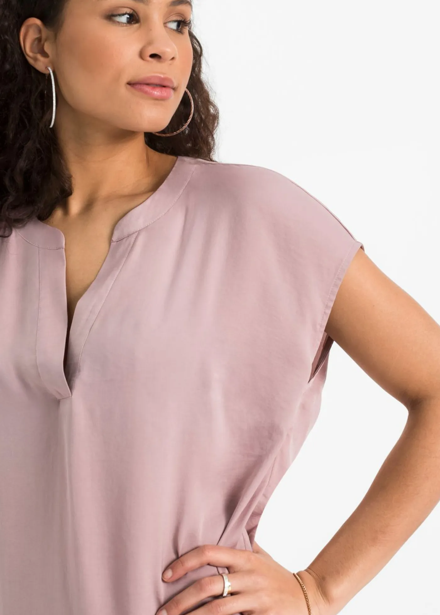 Sale Túnica holgada de satén de manga corta con hombros caídos Mujer Camisas Y Blusas