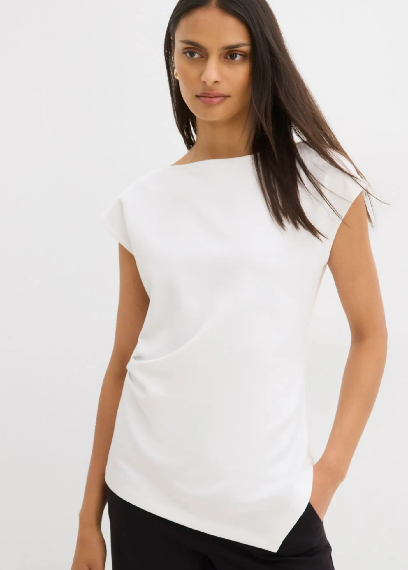 New Top asimétrico de cómodo tejido de neopreno Mujer Esenciales|Camisetas
