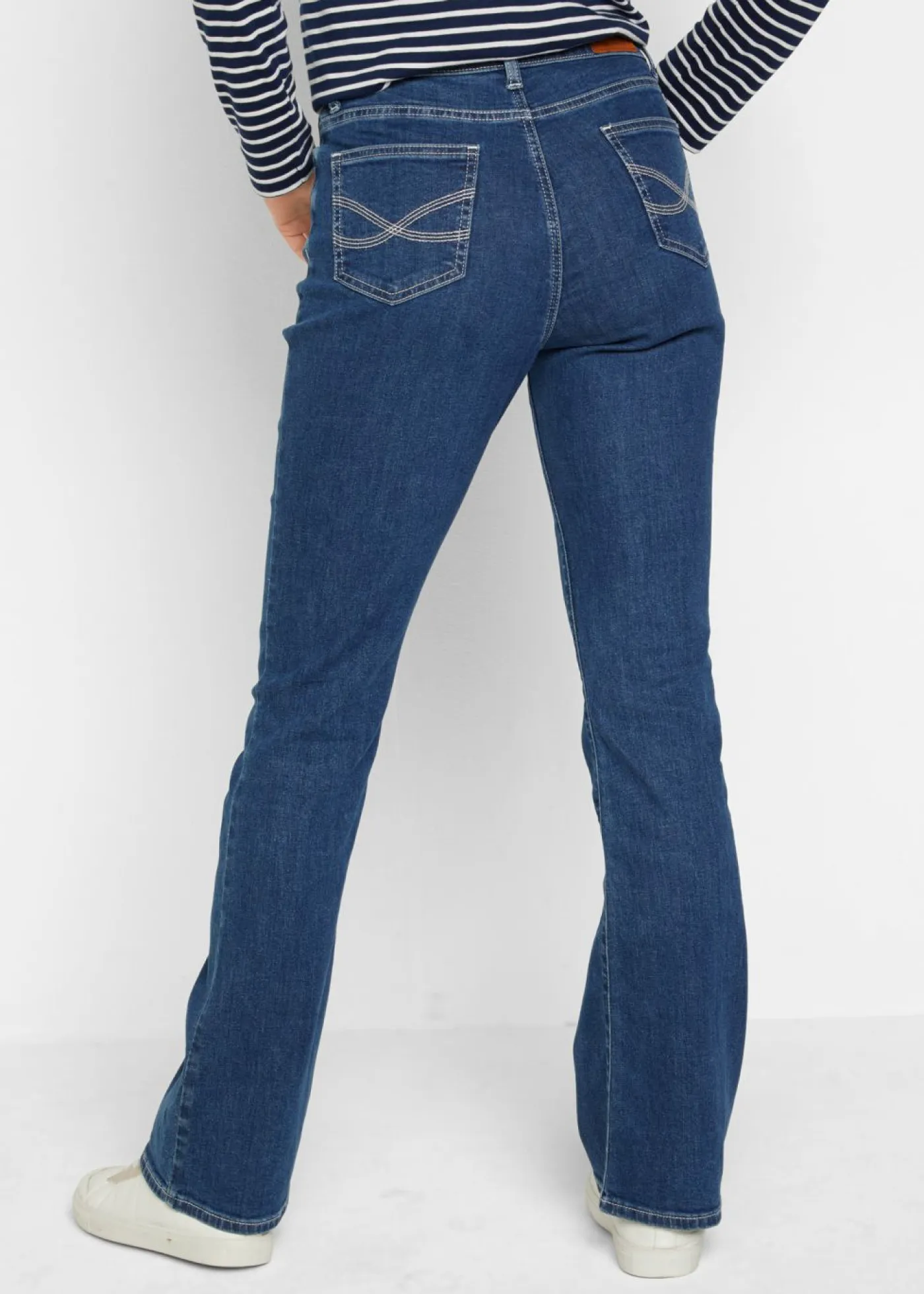 Outlet Vaqueros bootcut, mid waist, de algodón orgánico Mujer Vaqueros
