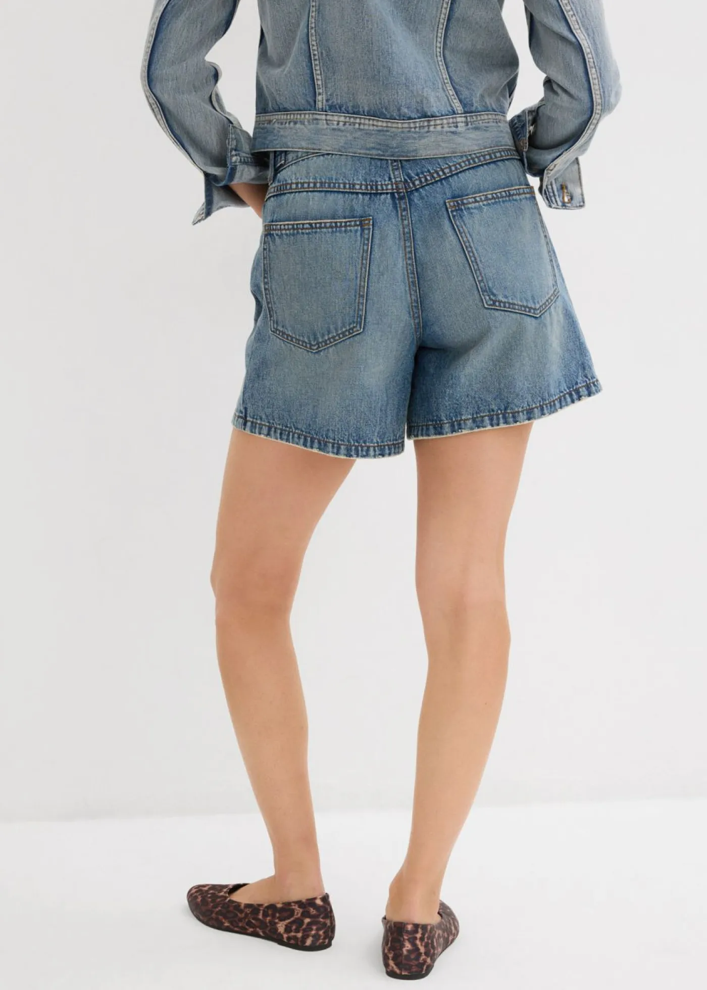 Hot Vaqueros cortos poco elásticos con talle medio Mujer Shorts|Vaqueros