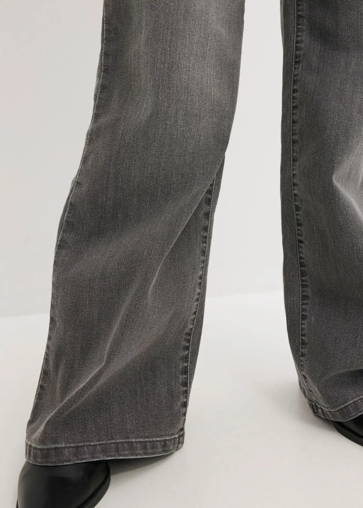 Vaqueros de pernera ancha, mid waist, elástico Mujer Vaqueros