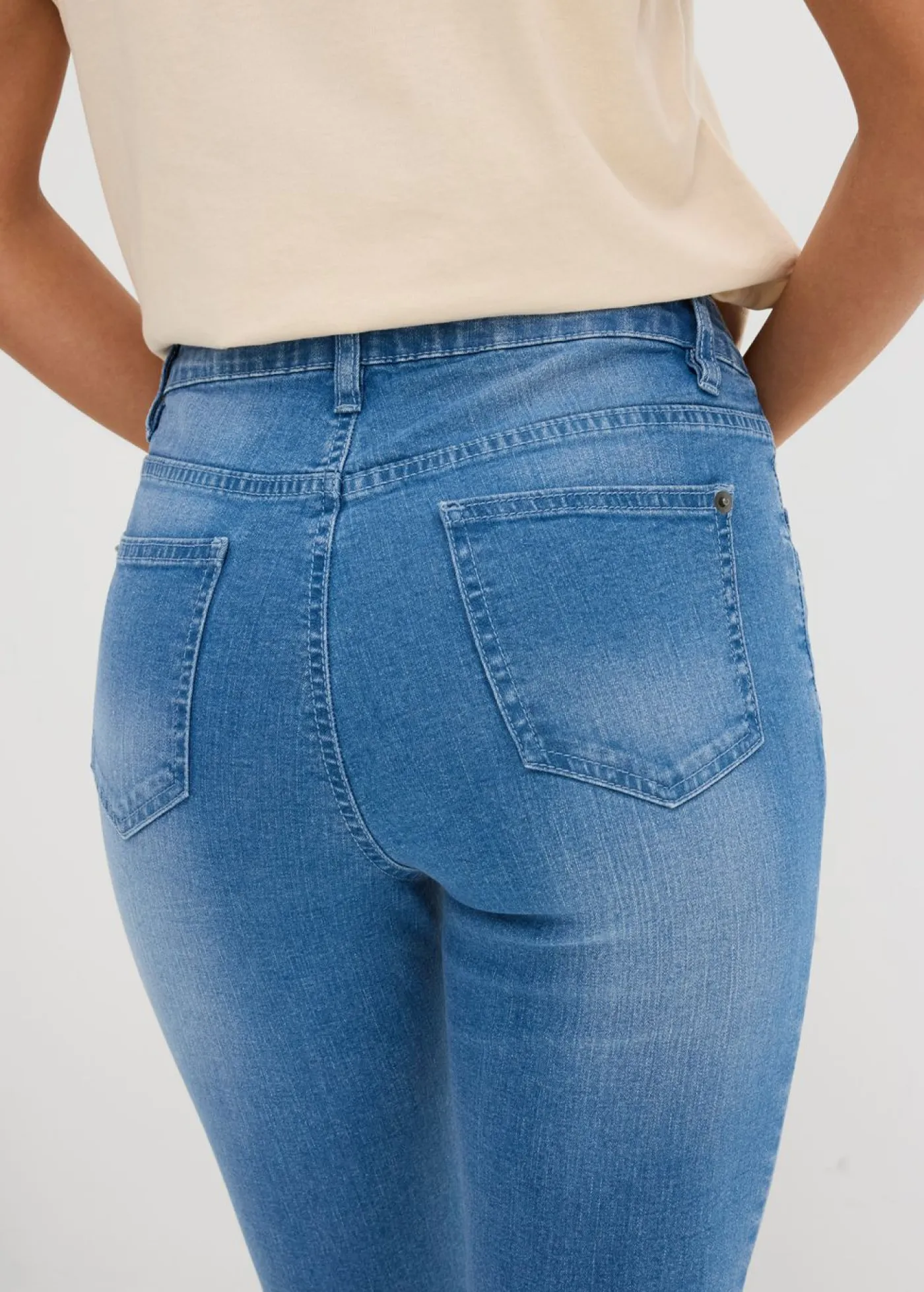 Online Vaqueros skinny con corte cropped y talle alto Mujer Vaqueros