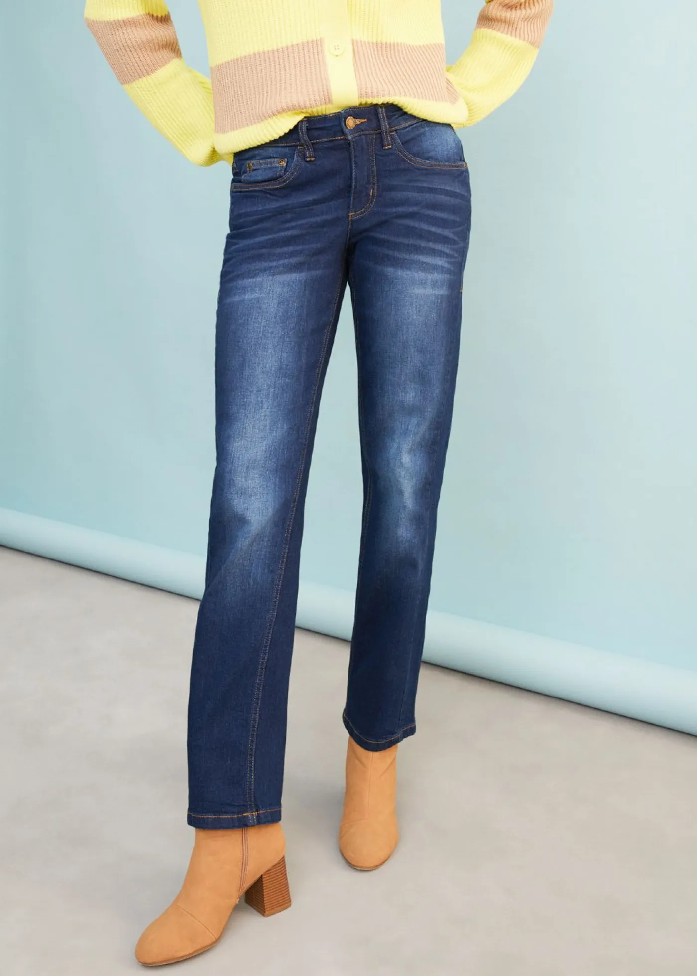 Clearance Vaqueros straight, mid waist, elásticos Mujer Vaqueros