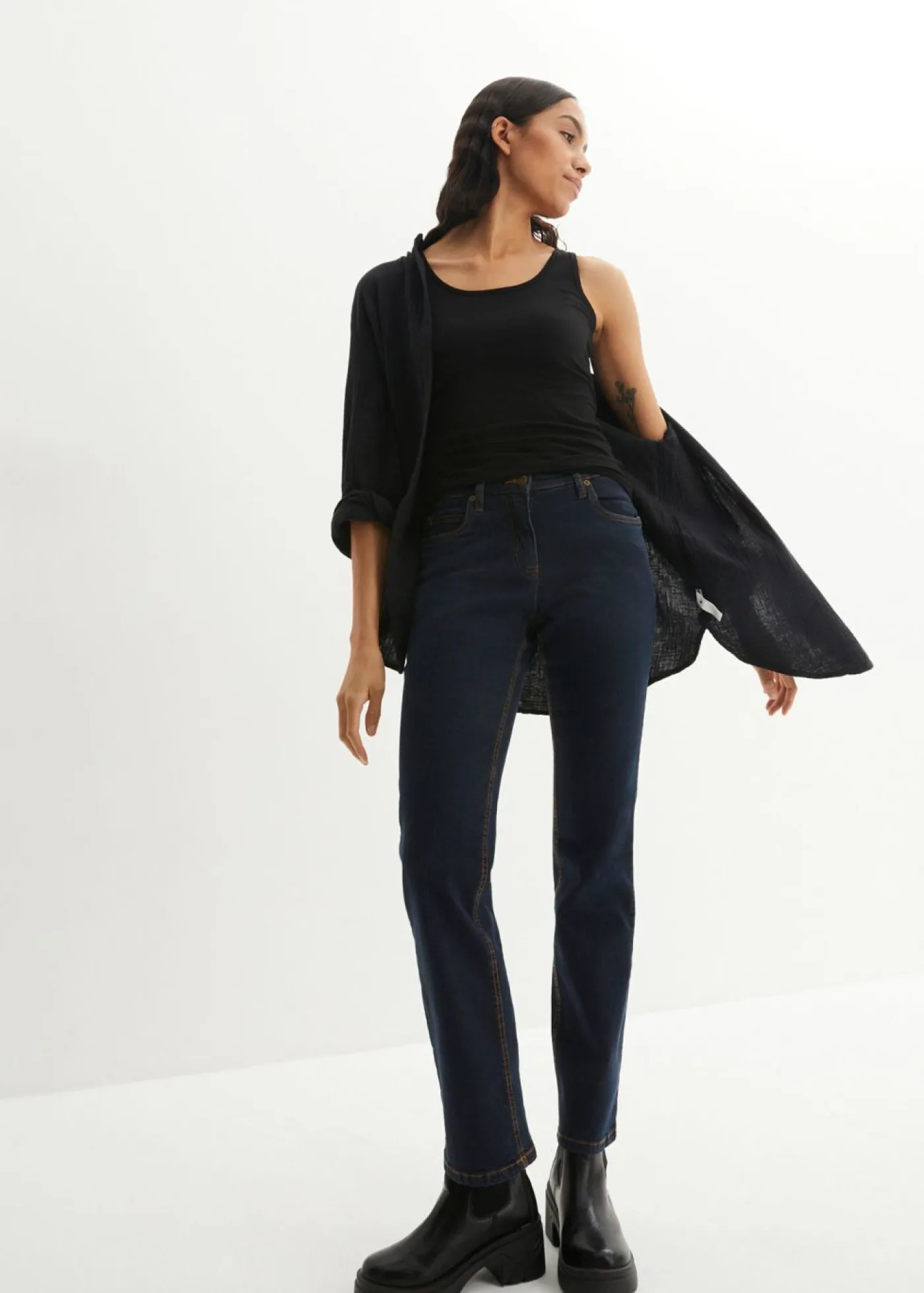 Vaqueros straight, mid waist, elásticos Mujer Vaqueros