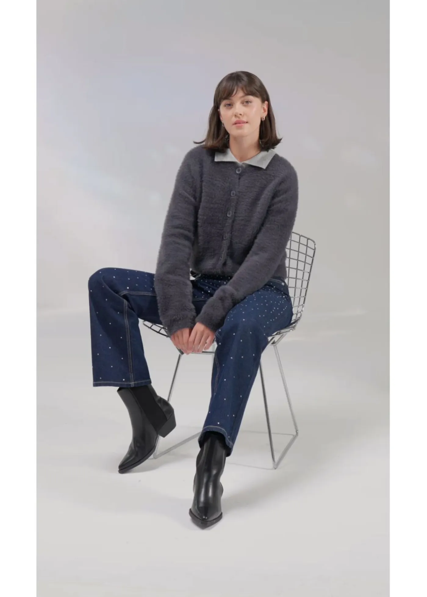 Sale Vaqueros straight, mid waist, con piedras brillantes Mujer Tallas Pequeñas