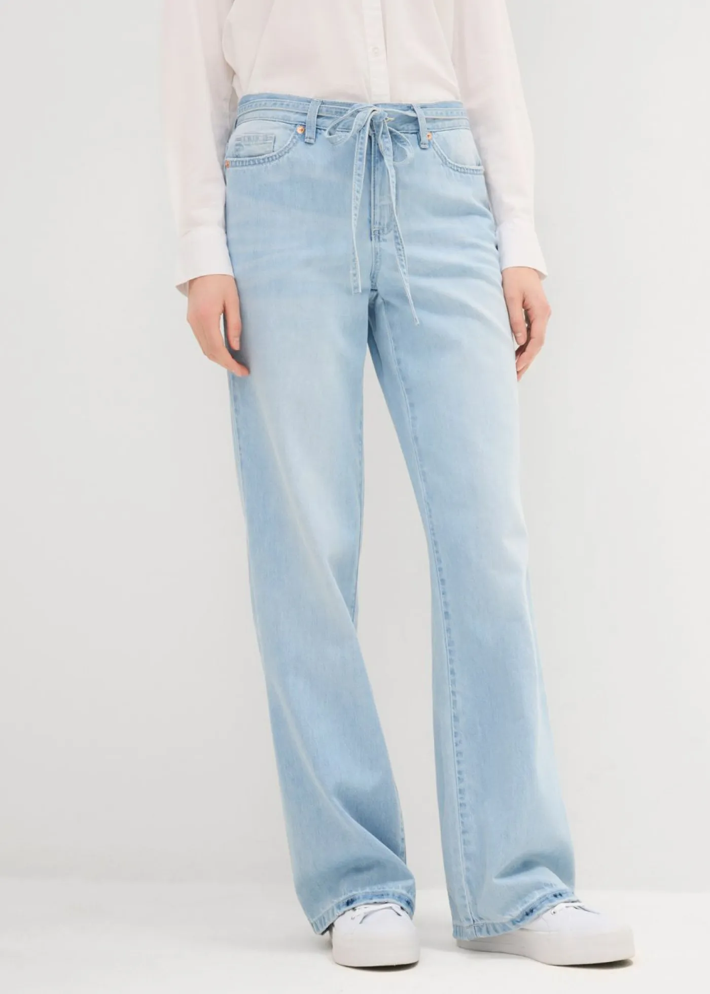 Clearance Vaqueros wide leg, mid waist, con cinturón Mujer Vaqueros