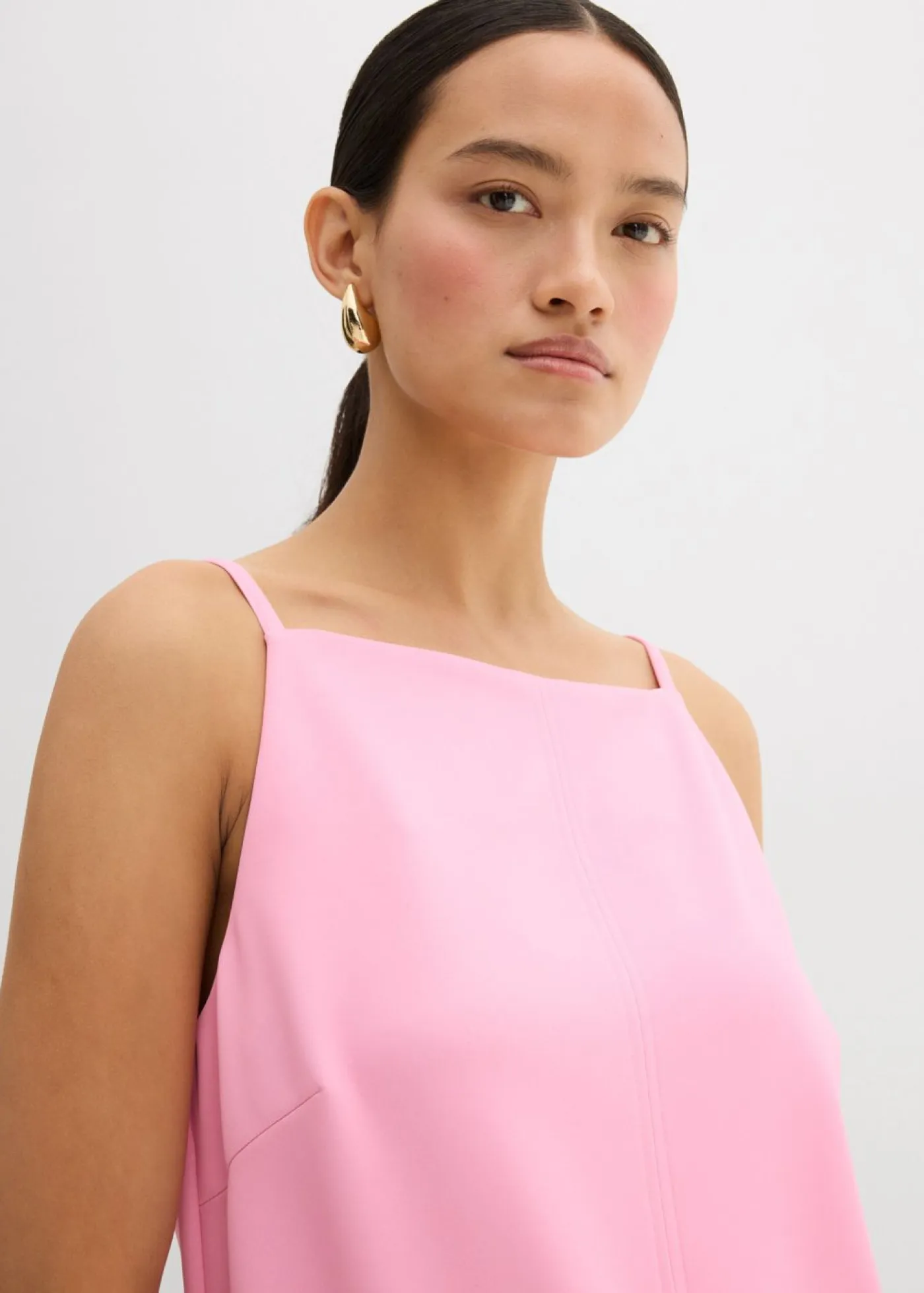 Hot Vestido corto de neopreno fluido Mujer Esenciales|Vestidos