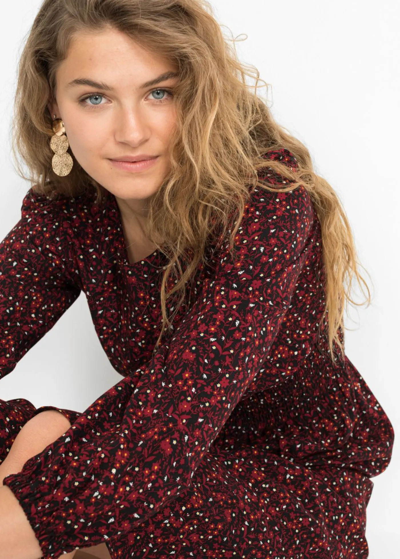 Vestido midi con estampado de flores Mujer Vestidos