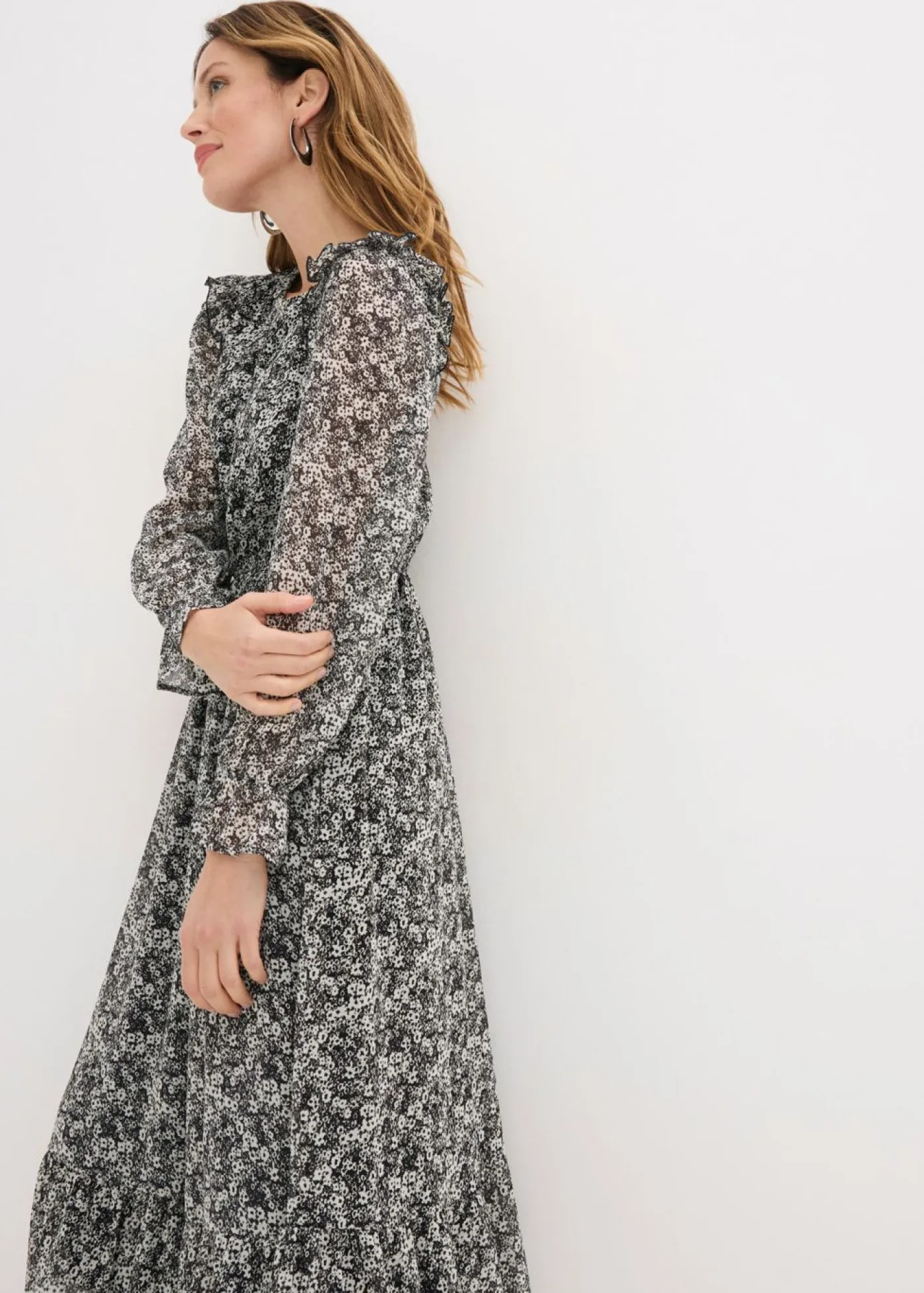 Vestido midi con volantes Mujer Vestidos
