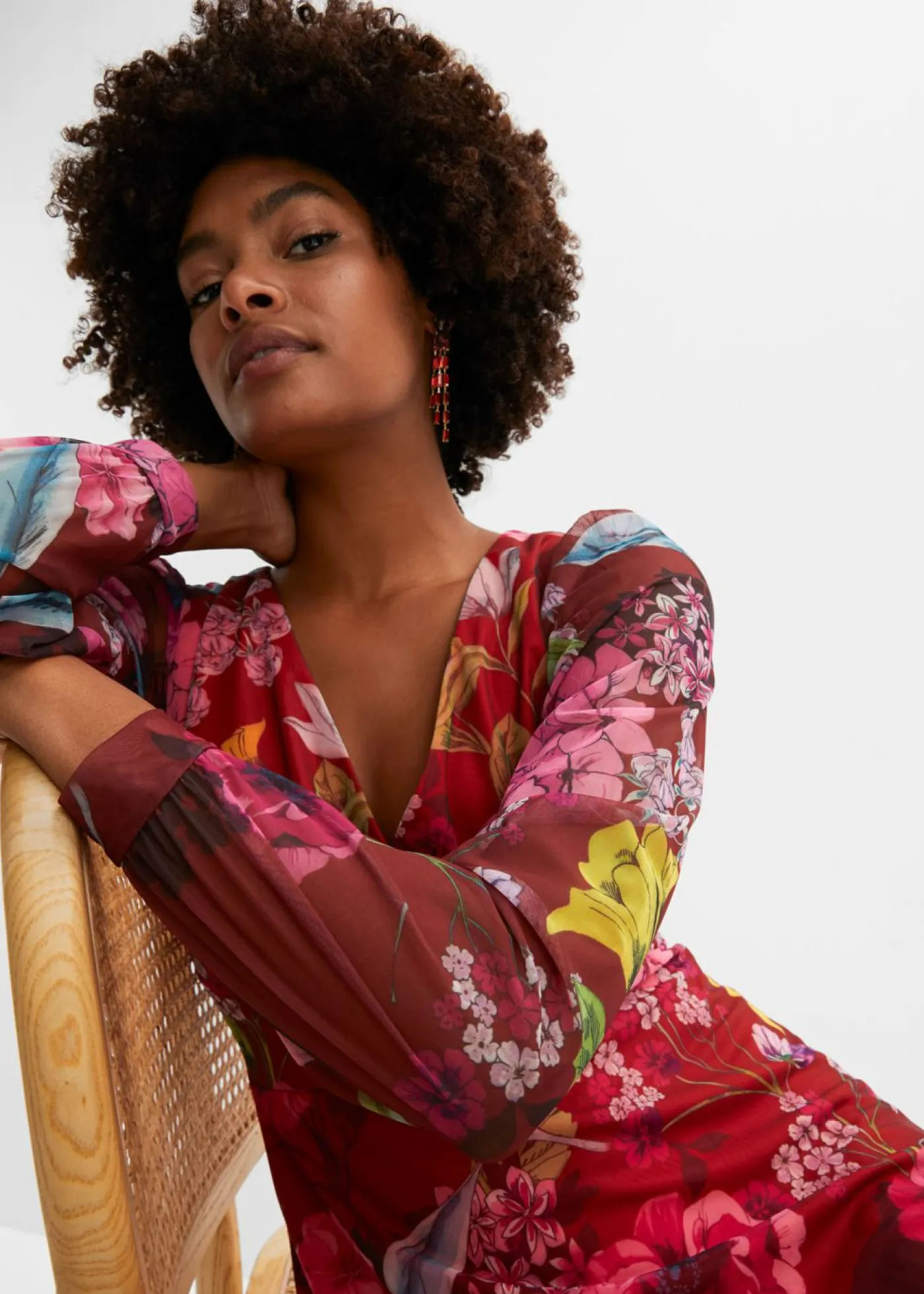 Vestido midi de malla ligera Mujer Vestidos