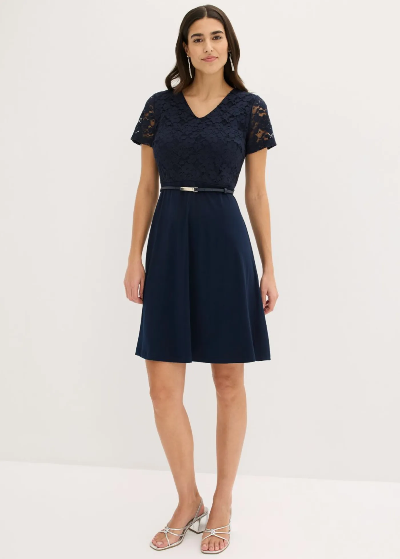 Outlet Vestido mini con encaje y cinturón Mujer Vestidos|Ropa Elegante
