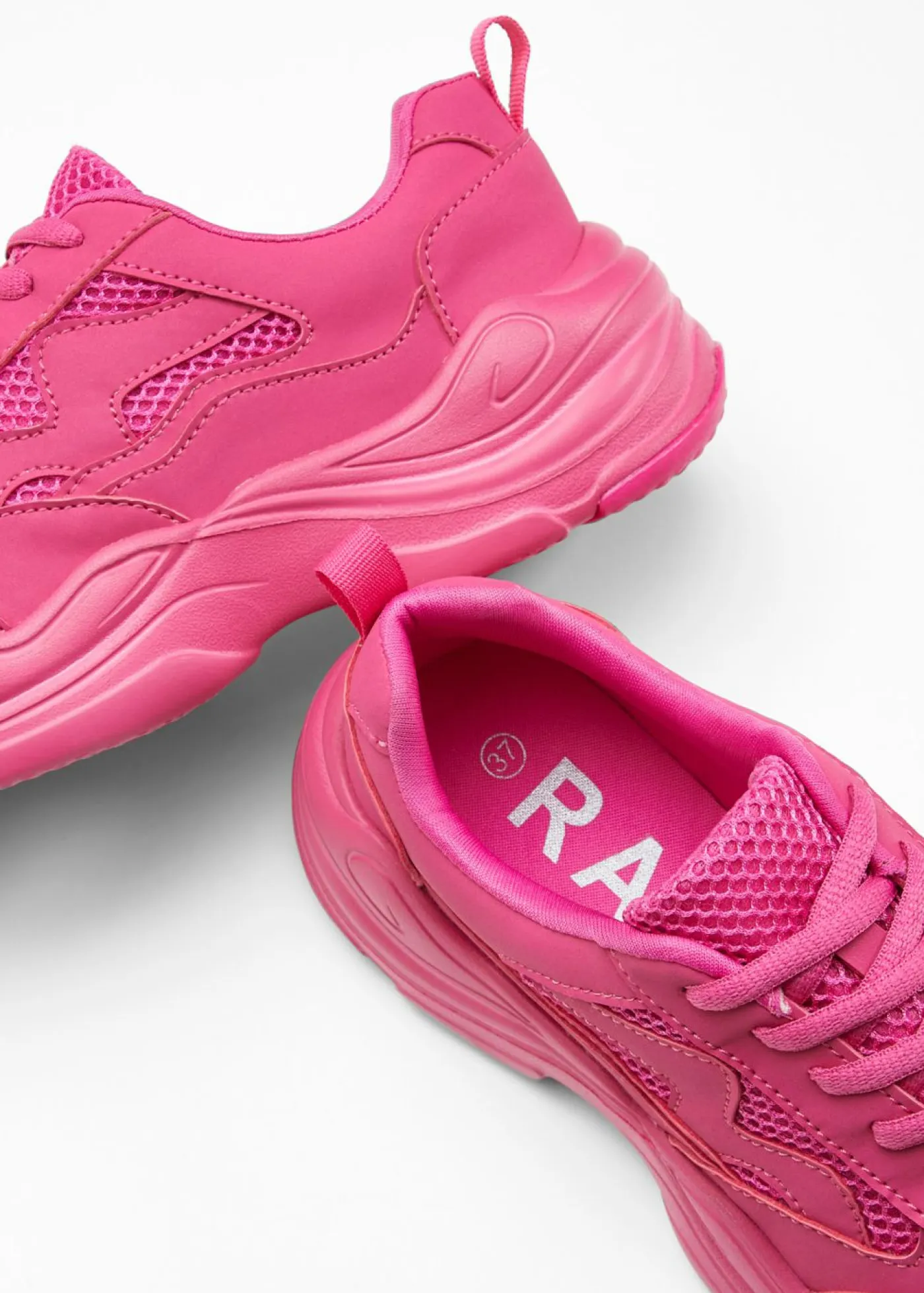 Zapatillas deportivas tipo chunky con inserto de malla Mujer Tendencias·Zapatos Veganos|Zapatillas